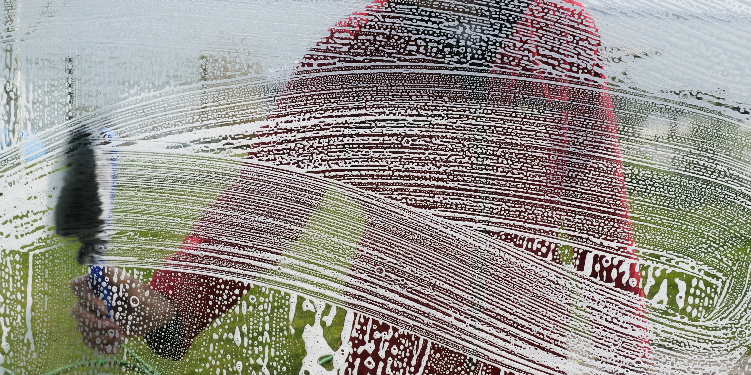 Rengøring af drivhus. Foto: Istock